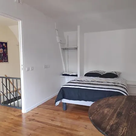 Maison 4 Personnes Hébergement de vacances Caillac